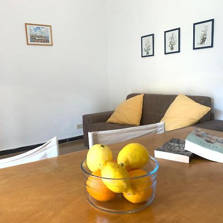 Marie Claire Apartment Леванто Екстериор снимка